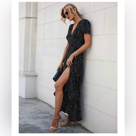 NWT Pretty Garden Maxi Polk Dot Boho Full Wrap Dress - Picture 1 of 7